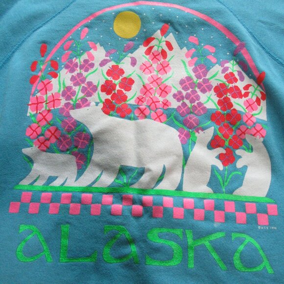 Womens Vtg Alaska Polar Bears / Flowers Sweater Sz L - Picture 2 of 5